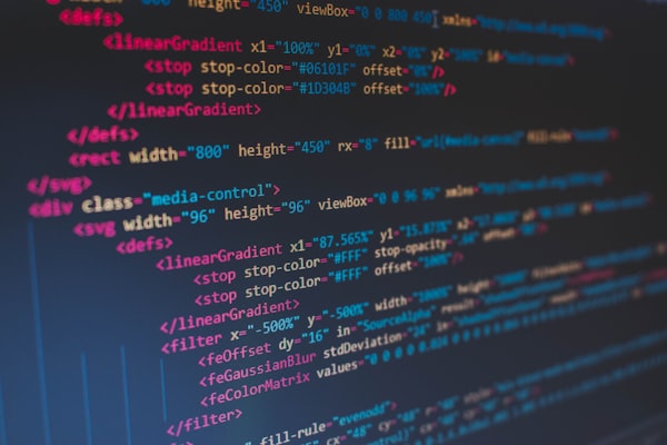 Lignes de code de développement web sur un écran d'ordinateur